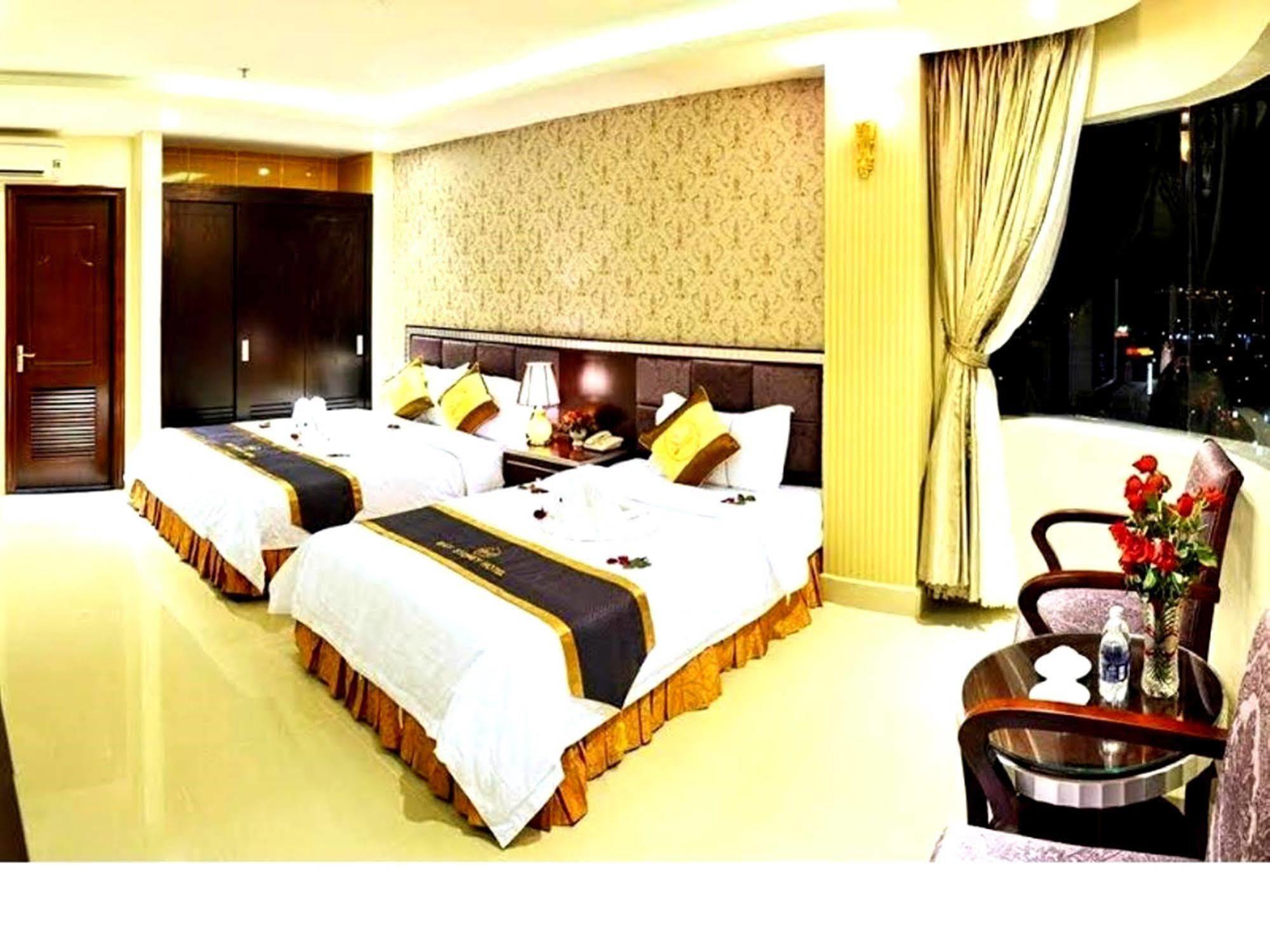 Bay Sydney Hotel Da Nang Exteriör bild
